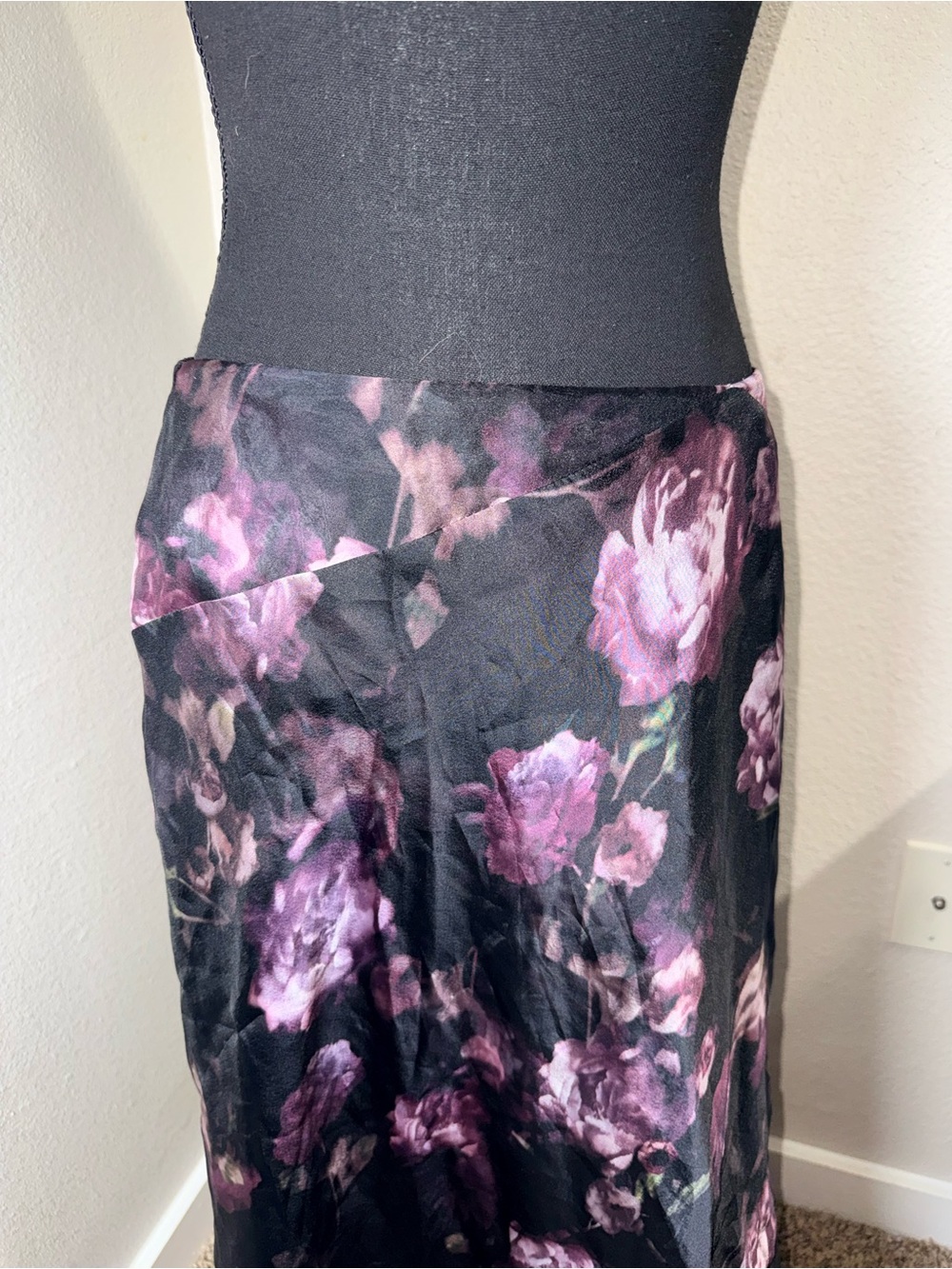 Vince Floral Satin Maxi Skirt Sz 2 Black Purple Rose Asymmetrical Slip Dark Goth - Picture 3 of 9